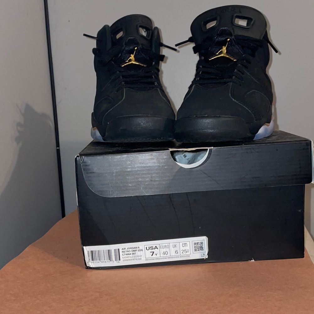 Air Jordan retro 6 size 7